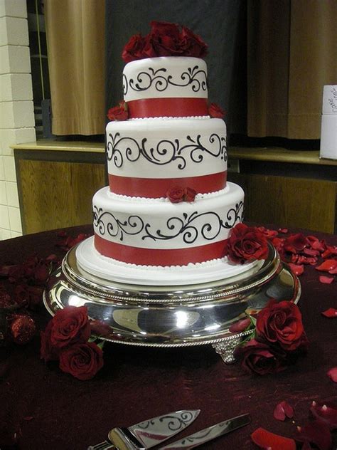 Amazing Red Black And White Wedding Cakes 27 Pic