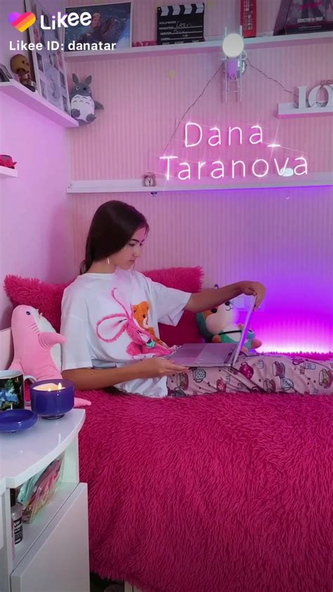 Dana Taranova Danatar International Fans