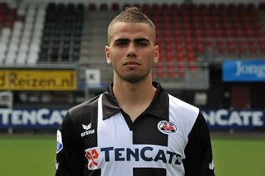 Ajax altyapısında yetişen oussama tannane, sırasıyla psv, heerenveen, heracles gibi takımlarda oynadı. Tannane verruilt Heracles voor Saint-Etienne | TwenteSport.com