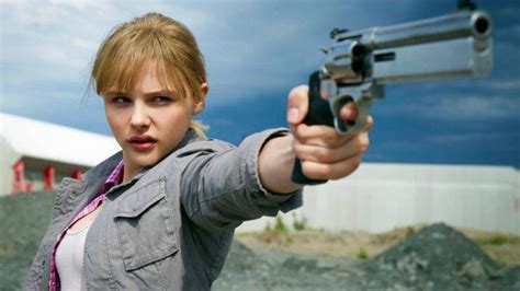 celebrity chloë grace moretz blonde women gun kick ass 2 movies revolvers wallpapers hd