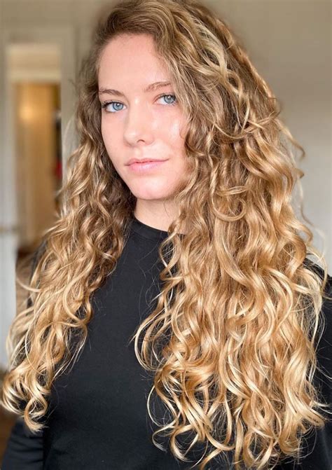 Stunning How To Style Naturally Wavy Hair White Girl Trend This Years
