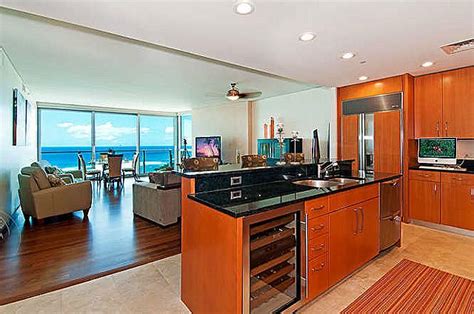 Hokua Luxury Condos Hawaii Real Estate