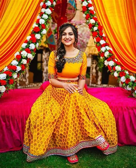 25 Haldi Ceremony Outfits And Dresses To Wear Updated 2022