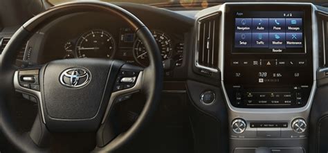 The land cruiser's dual personality as commuter/overlander manifests itself on both the exterior and interior. 2020 Toyota Land Cruiser | Features & Specs | in Phoenix ...