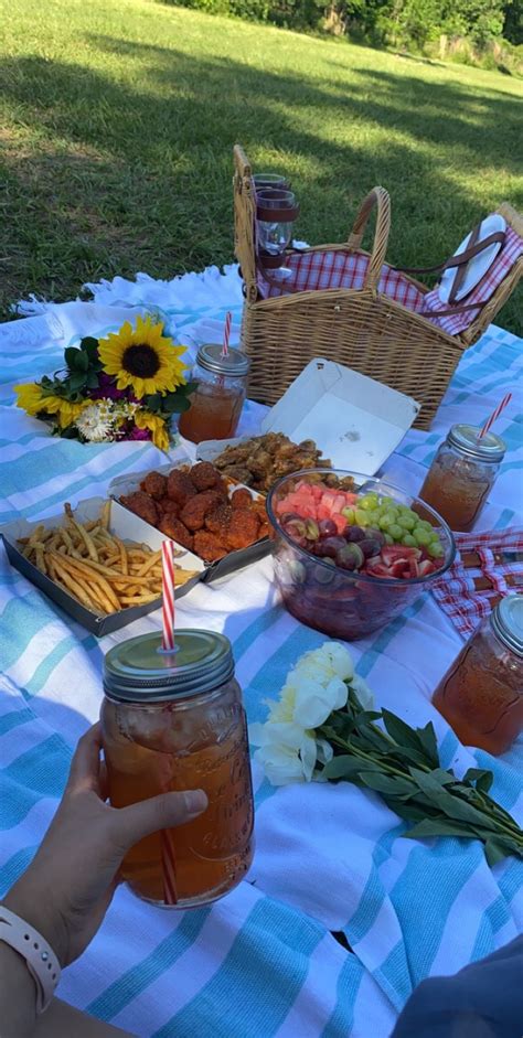 Picnic Date With Friends Picnic Date Food Picnic Snacks Picnic Date