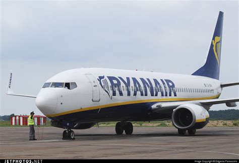 Ryanair flights to marrakech, brussels and hamburg are also popular. (((RyanAir طيران رايان الإيرلندية-صور جميلة منتقاه بعناية ...