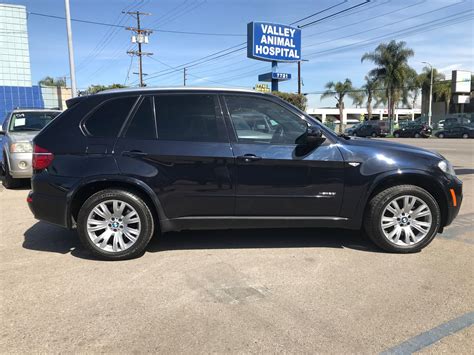 Detailed features and specs for the used 2011 bmw x5 xdrive50i including fuel economy, transmission, warranty, engine type, cylinders, drivetrain and more. Used 2011 BMW X5 xDrive50i M package at City Cars Warehouse INC