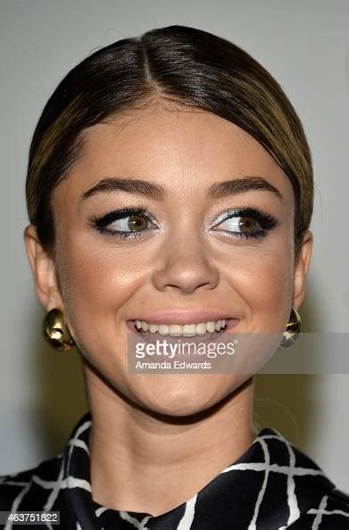 Actress Sarah Hyland Arrives At The Vanity Fair And Fiat Toast To