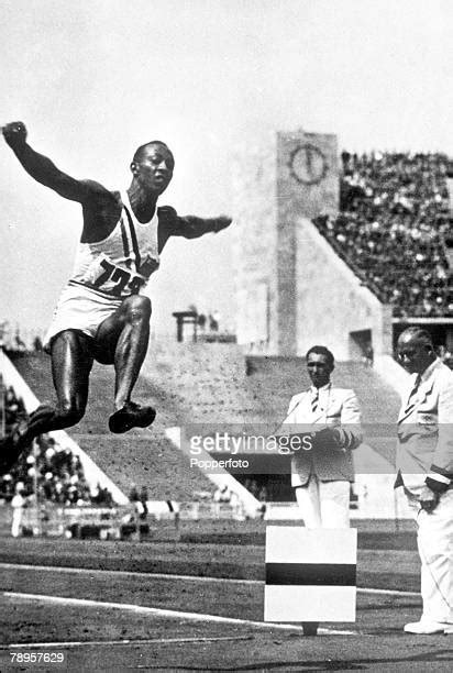 Jesse Owens And Long Jump Photos And Premium High Res Pictures Getty