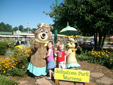 Jellystone Warrens Yogi Bear Jellystone Park Bear