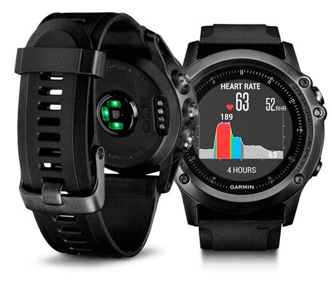 It fits comfortably on my wrist, doesn't slide around, and even though it is big i hardly notice it's even mounted there 24/7. Garmin Fenix 3 HR, ahora con sensor de pulso óptico.