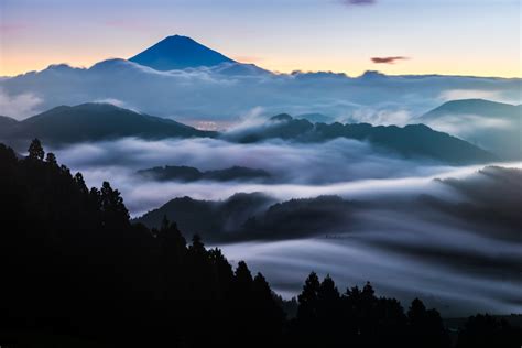 雲海と富士山（うんかいとふじさん）