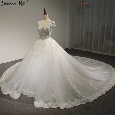 High End Diamond Beading Lace Train Wedding Dresses 2019 Sleeveless