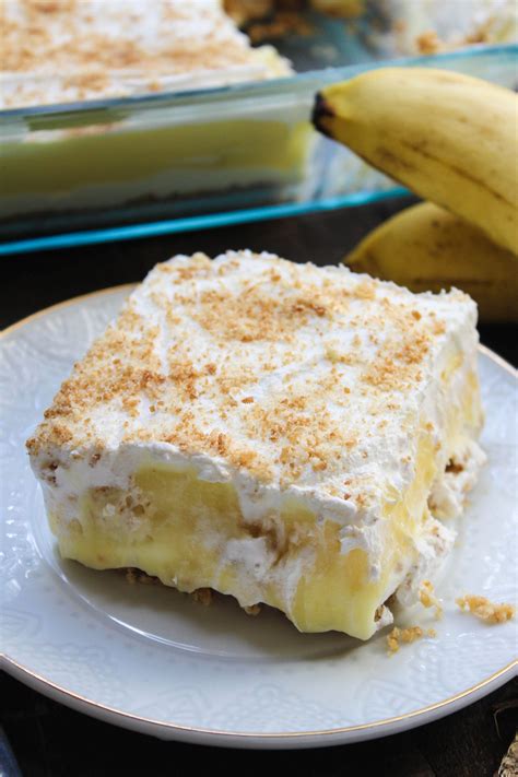 Place the bananas in a food processor and pulse to a smooth puree. No Bake Banana Pudding Layer Dessert 4 - High Heels and Grills
