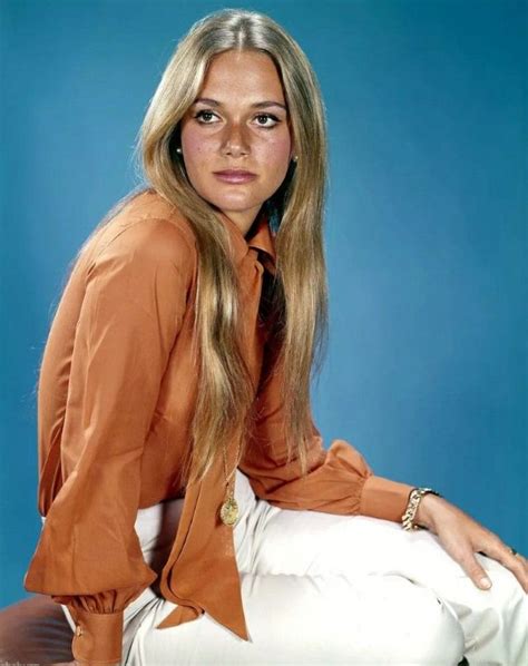 Beautiful Photos Of Peggy Lipton In The S And S Vintage Everyday Peggy Lipton