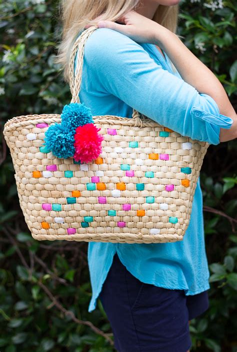 Thrifty Diy Painted Straw Tote Bag Design Improvised