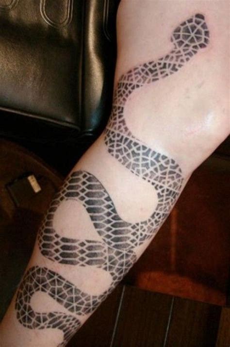 Black and grey tattoos leg tattoos. snake tattoo leg - Google Search | Snake tattoo, Leg ...