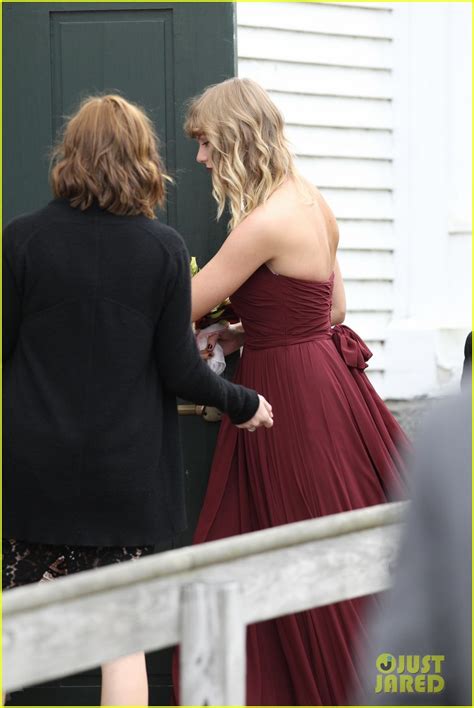 Photo Taylor Swift Serves As Bridesmaid At Bff Abigails Wedding 19 Photo 3950288 Just Jared