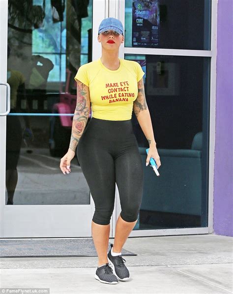 Amber Rose Highlights Her Incredible Curves In Skintight Leggings And A