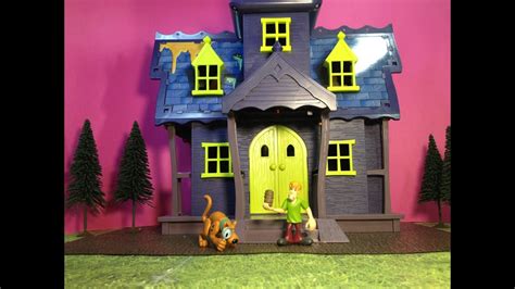 Other Action Figures Scooby Doo Mystery Mansion Playset Action Figures
