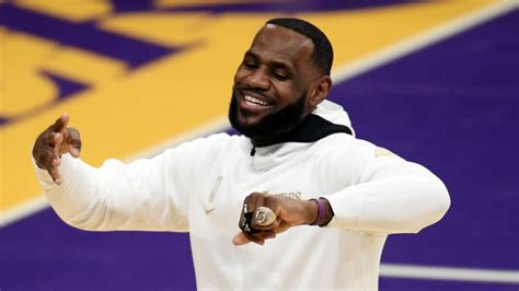 Lakers Gaudy Championship Rings Have Kobe Bryant Tributes Removable