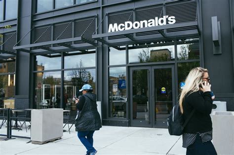Mcdonalds Cuts Pay Packages Closes Offices Alongside Layoffs Across