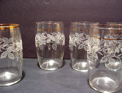Vintage Etched Glass Tumblers Gold Rimmed Drinks Glasses Etsy