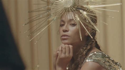 Beyoncé Braids Her Own Hair For Vogues Cover Shoot—and