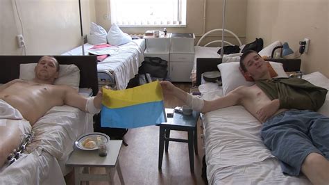 Важкопоранених бійців Донбасу лікують лише обезболюючими та перев