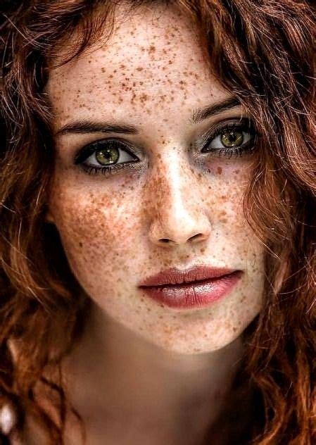 Red Hair Freckles Women With Freckles Freckles Makeup Redheads Freckles Freckles Girl