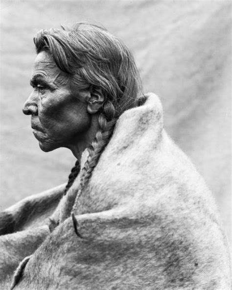 Fascinating Portraits Of First Nation People Of Alberta From 1910 Old Tom Tsuu Tin Native