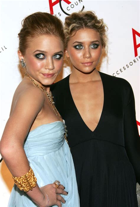 2005 9th Annual Ace Awards Mary Kate And Ashley Olsen Photo 20262195 Fanpop