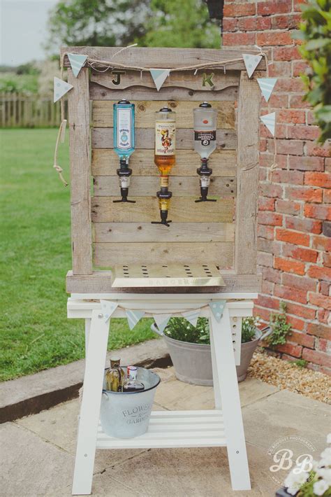 Homemade Outdoor Bar To Keep Your Wedding Guests Watered Whilst They