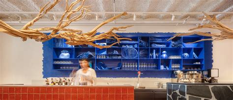 El Equipo Creativo designs Compartir Barcelona, a restaurant capturing