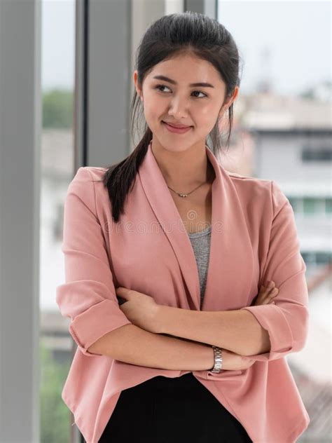 Young Beautiful Asian Business Woman Standing Stock Image Image Of