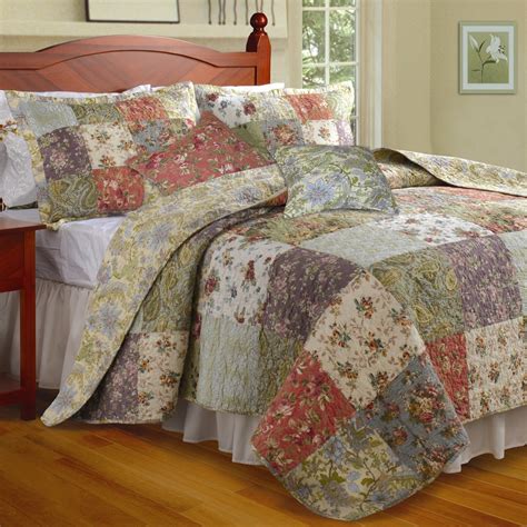 King Size 100 Cotton Floral Quilt Set With 2 Shams And 2 Pillows