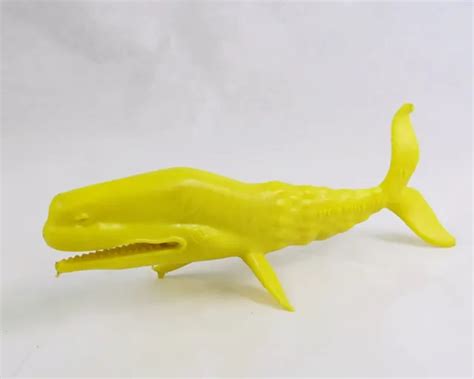 Sperm Whale Yellow Figure Vintage 1970s Mpc Sea Life Premium Toy 1130
