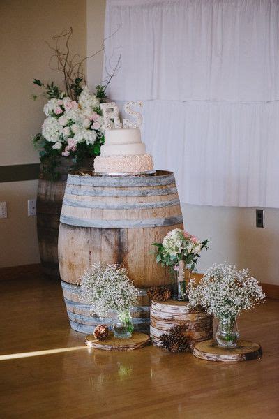 rustic chic wine barrel cake stand {stefania bowler photography} barrel wedding cake barrel