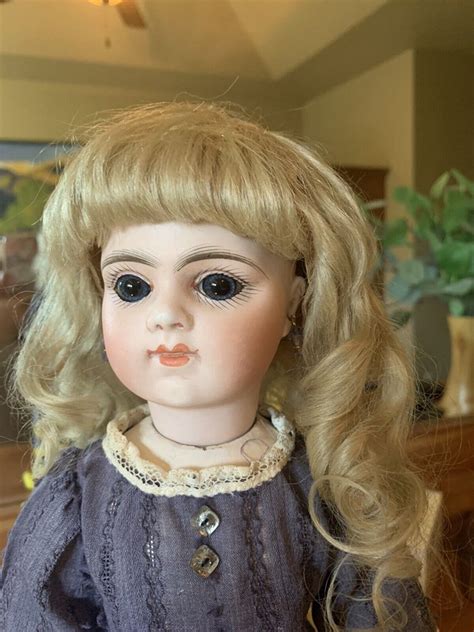 Most Valuable Antique Dolls Worth Money The 1800s 1920s