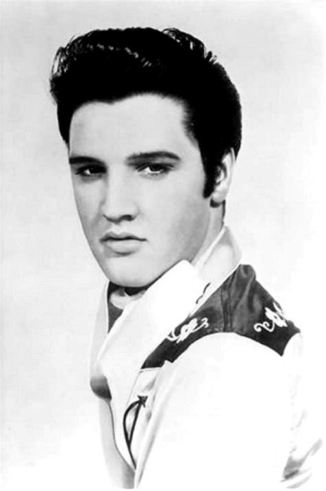 Pin By Jeff Rogers On Elvis Candids 50s 60s 70s Elvis Presley Pictures Elvis Presley