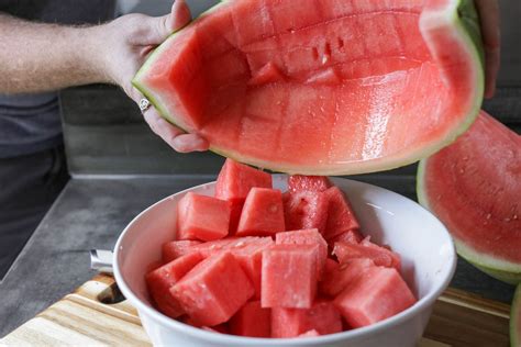 How To Cut A Watermelon Into Cubes Sticks Triangles Lil Luna Anhvu Food