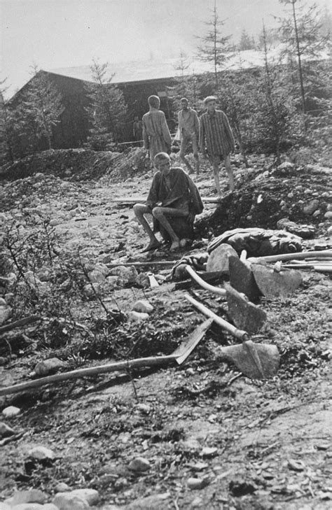 Survivors In The Hospital Compound In Ebensee Collections Search United States Holocaust