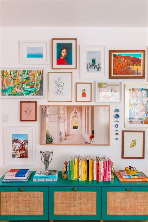 How To Make A Gallery Wall A Guide To Selecting Arranging Hanging