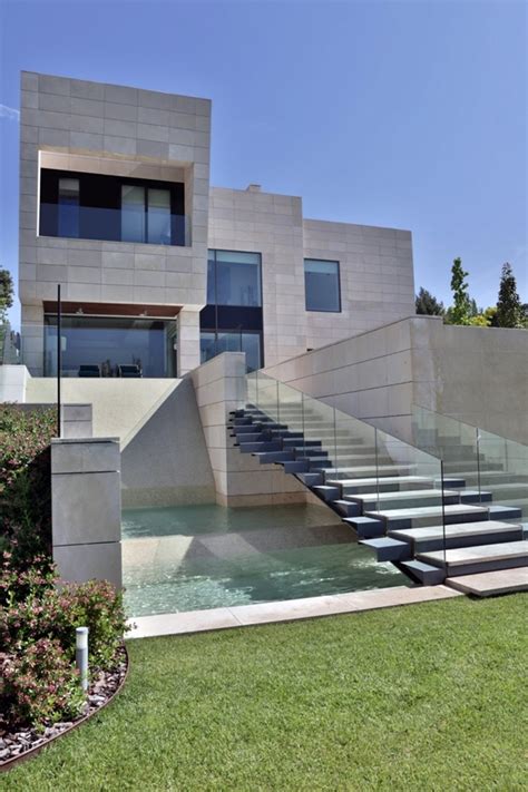 World Of Architecture Modern Mansion In Madrid By A Cero Architects