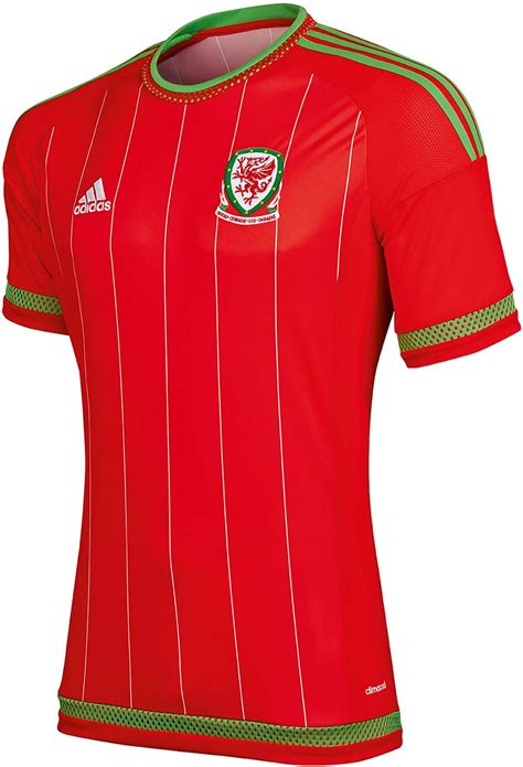 Buy the new wales football shirts including shorts, socks and training kit. Nice Day Sports: NEW WALES 2015 HOME AND AWAY KITS / HAVE ...