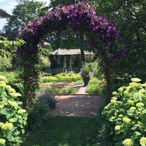 Ina Gartens East Hampton Home And Garden Tour