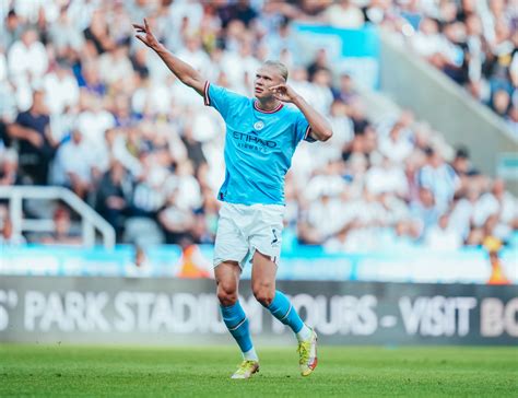 Manchester City FC on Twitter: "EH9 ☝️⚽️ https://t.co/veQ3G3kSCw" / Twitter