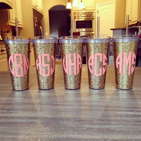 The double wall acrylic tumbler with straw from quality logo products® features customers love to get our marketing double wall acrylic tumblers with straw and enjoy the guaranteed lowest price on custom tumblers & bulk adorable way to advertise. Personalized 22oz Acrylic Double Wall Tumbler w/Straw {Gold Glitter} | Gifts, Craft gifts ...