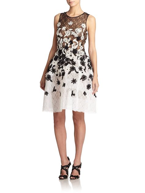 Oscar De La Renta Floral Embroidered Lace Dress In White Black White