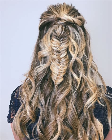 10 Fishtail Braid Curly Hair Fashion Style